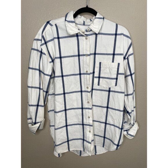 Universal Thread Womens White Blue Button Up Shirt Oversized M Cotton - Picture 2 of 6